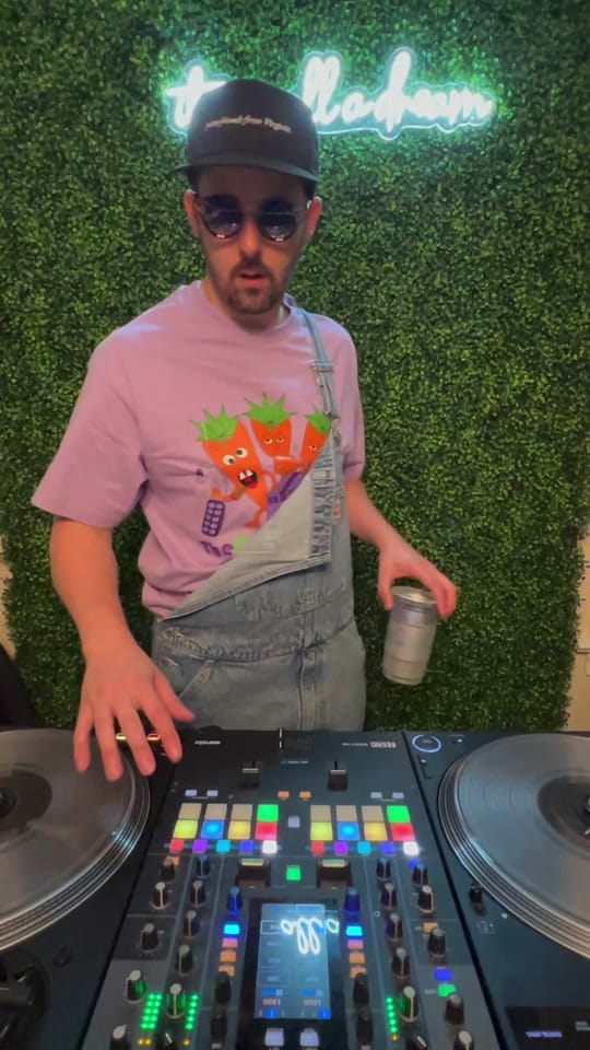 Post 1 by andrewhypes on TikTok (video)