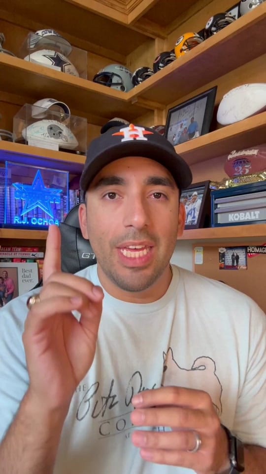Post 4 by RJ Ochoa on TikTok (video)