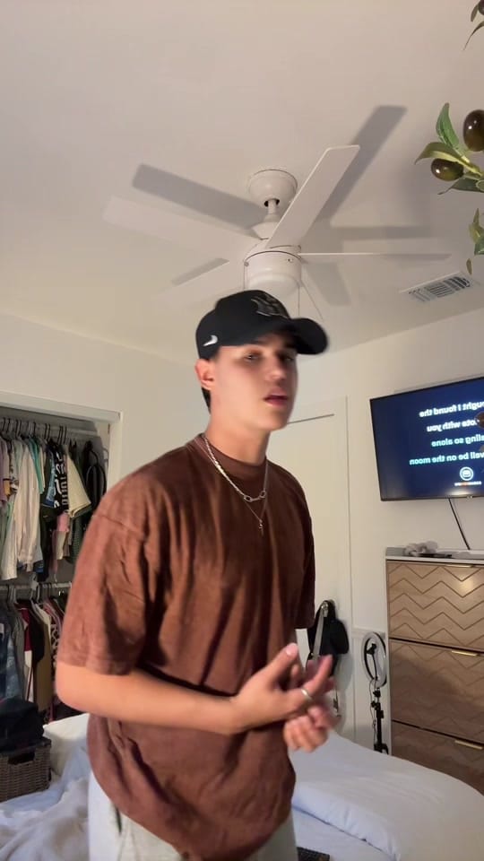Post 1 by abdieldavid_ on TikTok (video)