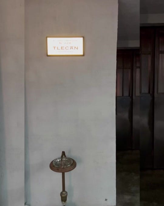 Post 1 by Morenita Experience on TikTok (video)