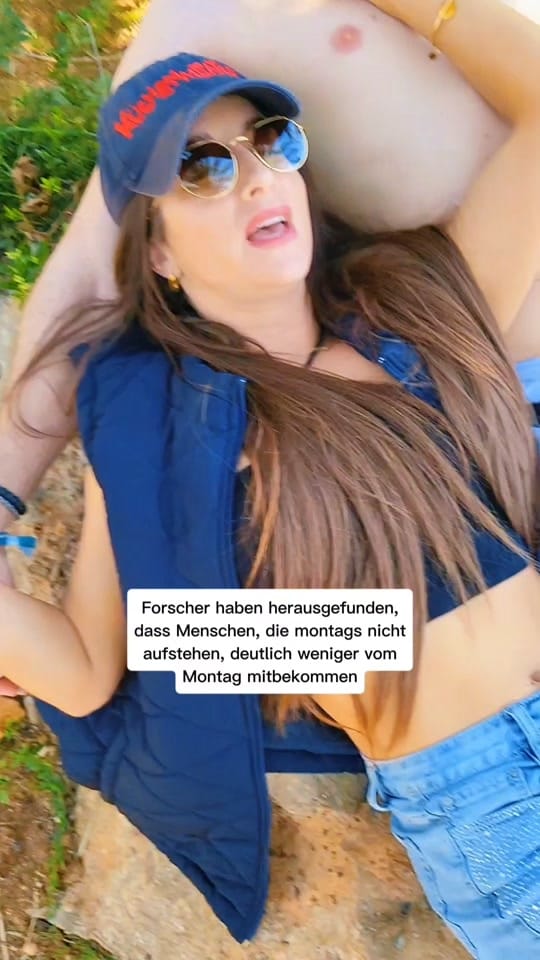 Post 4 by Lara Kurze on TikTok (video)