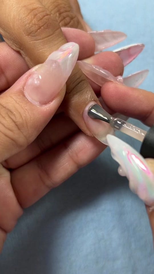 Post 7 by Michnails.art on TikTok (video)