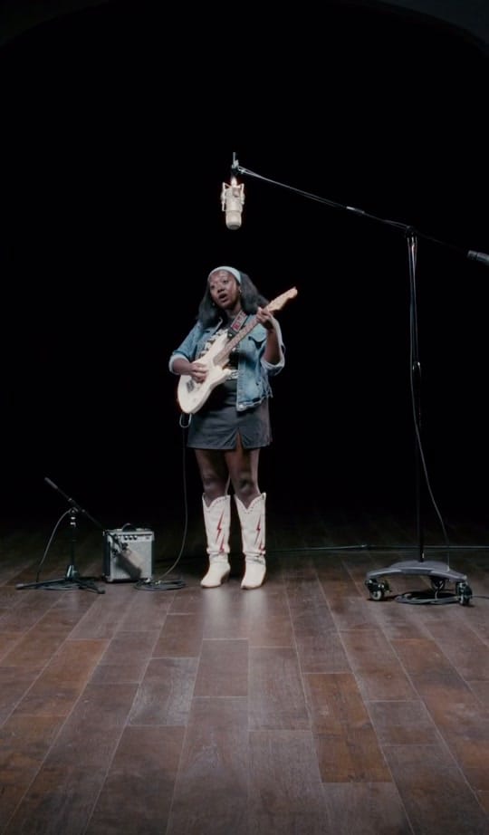 Post 10 by Chloé Marie on TikTok (video)