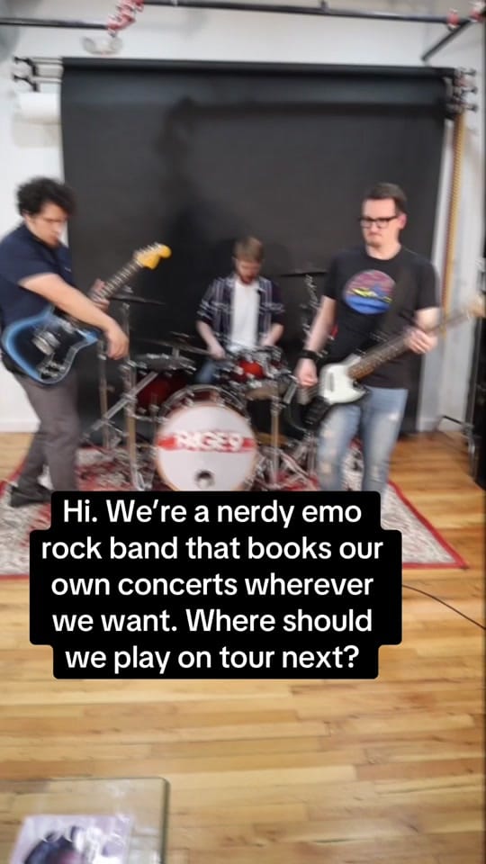 Post 7 by Page 9 on TikTok (video)