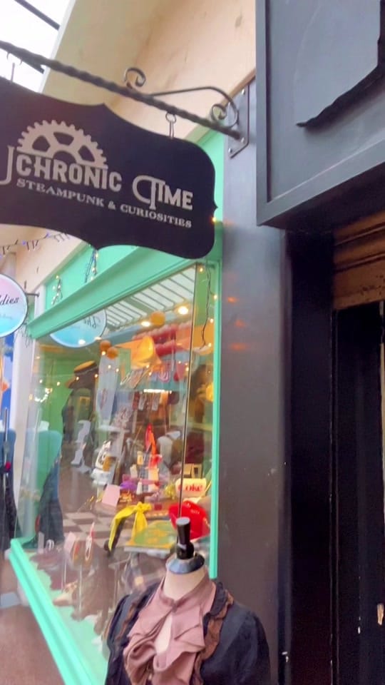 Post 6 by Uchronic Time on TikTok (video)