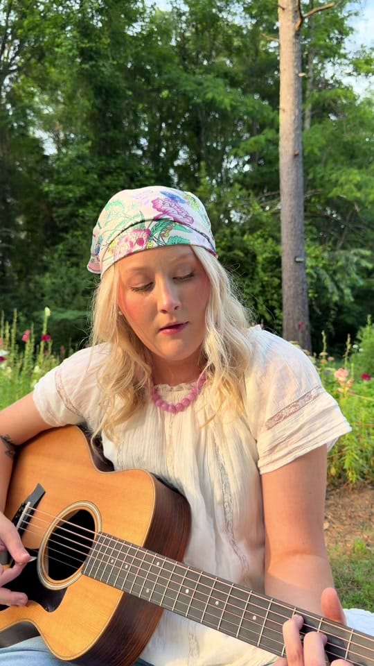 Post 5 by CHLOE ⭐️ on TikTok (video)