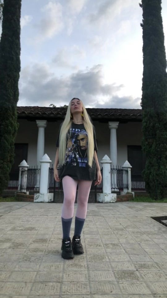 Post 7 by Mila Voyna1 on TikTok (video)