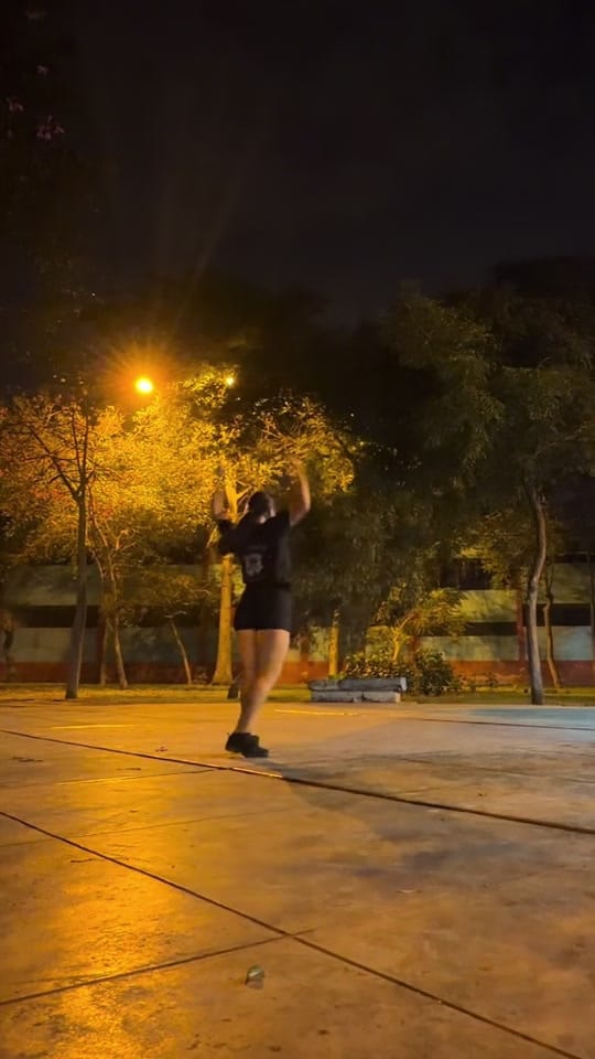 Post 8 by Micol Valencia on TikTok (video)