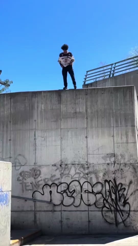 Post 2 by Azzedine K on TikTok (video)