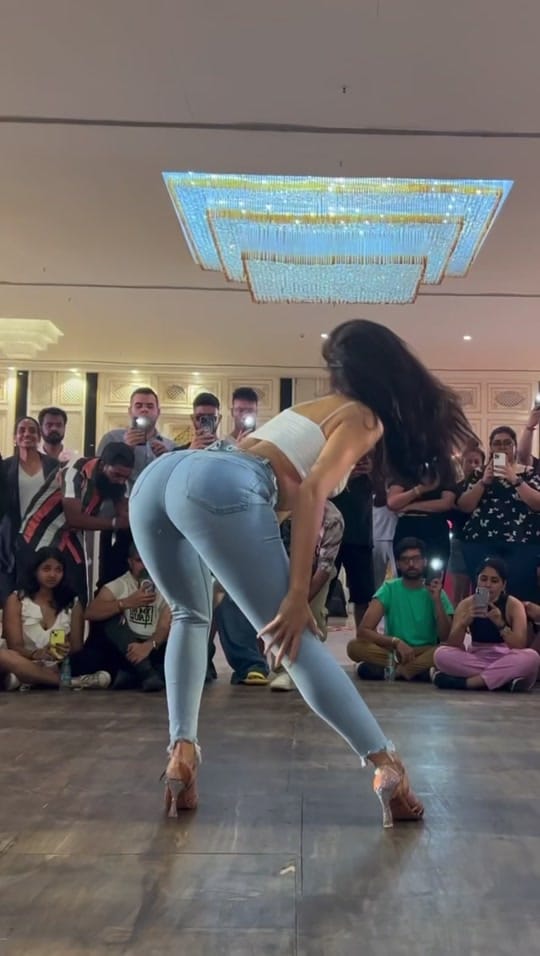 Post 8 by Azzedine K on TikTok (video)