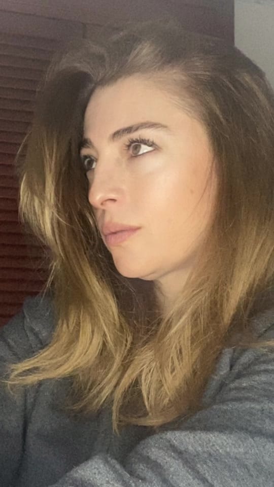 Post 5 by Georgina Gold on TikTok (video)