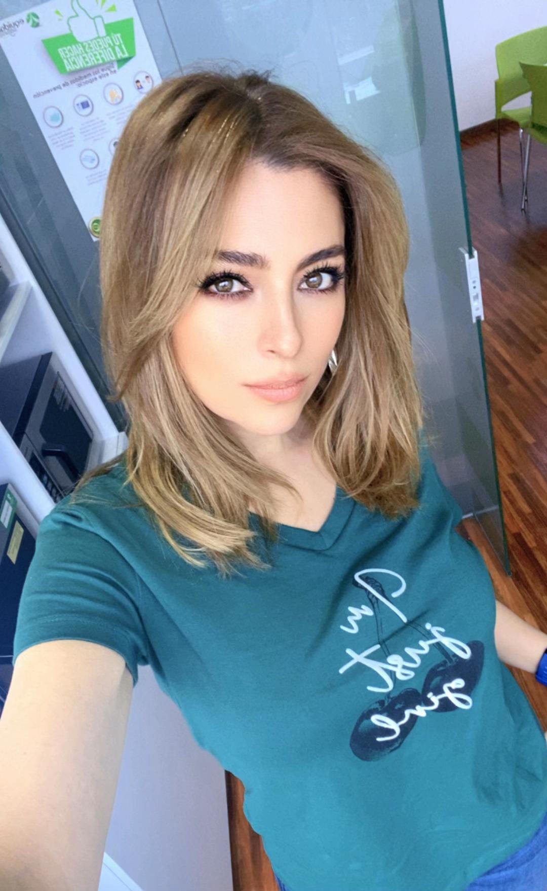 Post 8 by Georgina Gold on TikTok (video)