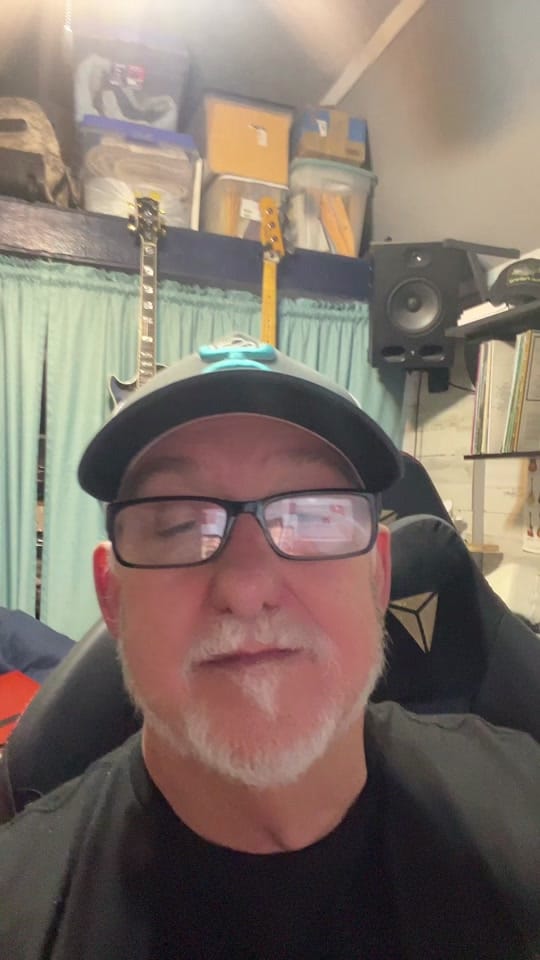 Post 4 by userScadarob on TikTok (video)