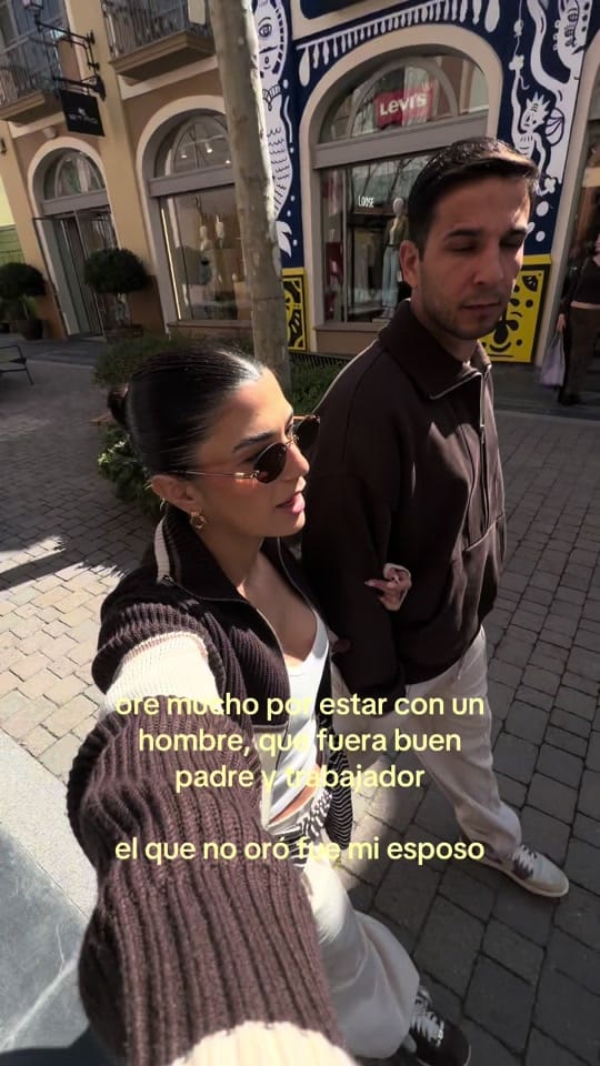 Post 6 by Jennisouki on TikTok (video)