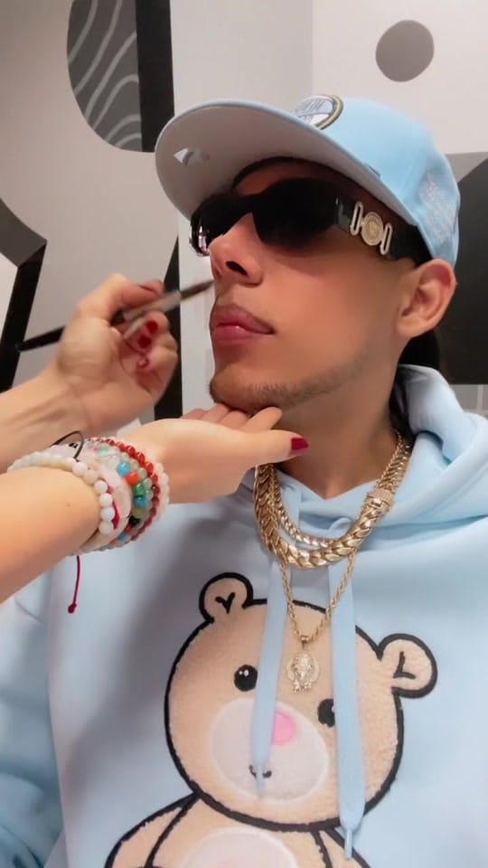 Post 2 by Chiko Fresh - El Artista on TikTok (video)