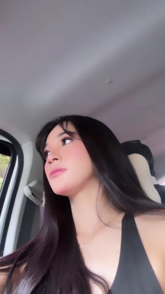 Post 3 by dhallynavarra on TikTok (video)