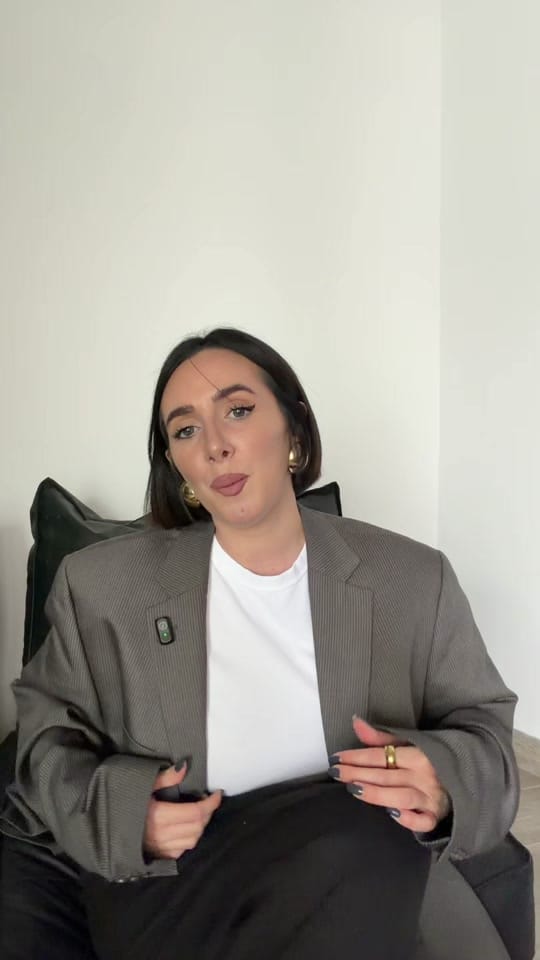 Post 2 by evarojogg on TikTok (video)