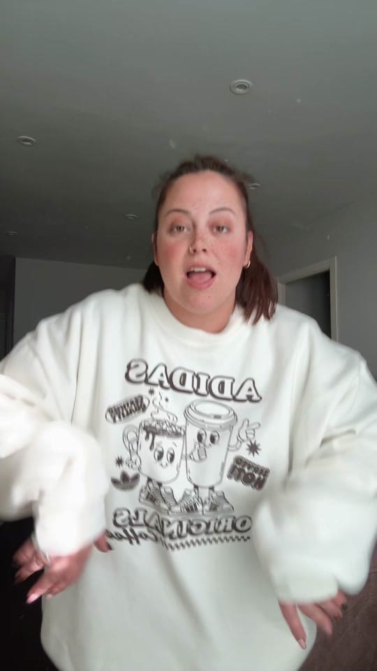 Post 6 by Anabella__GB on TikTok (video)