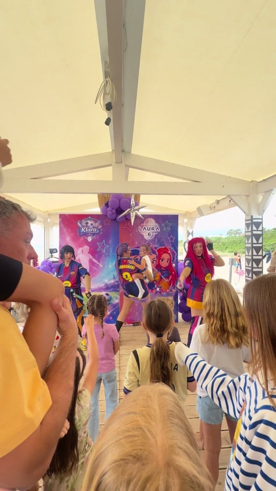Post 7 by Tinnaeventos Barcelona on TikTok (video)