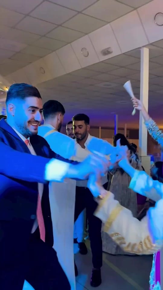 Post 5 by Photos.benaliii on TikTok (video)