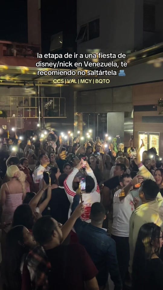 Post 3 by La Tarima Club on TikTok (video)