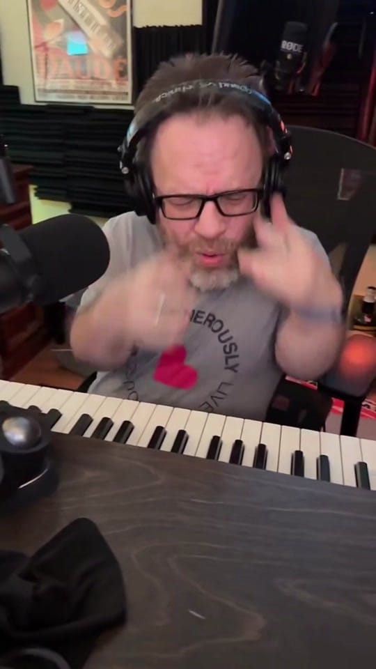 Post 7 by Chris Errera on TikTok (video)