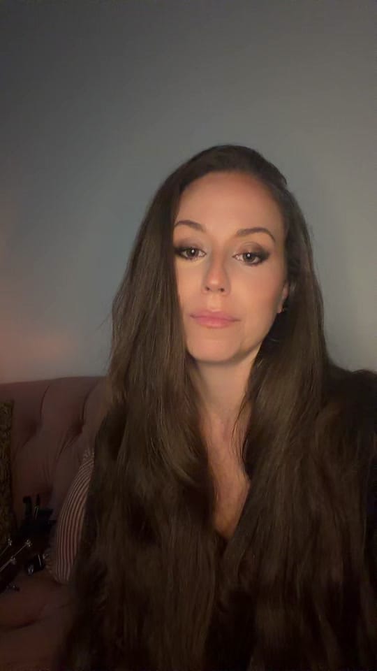 Post 1 by Ashley Sofia on TikTok (video)