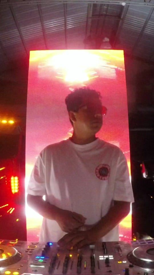 Post 6 by Ivan Red Dj on TikTok (video)