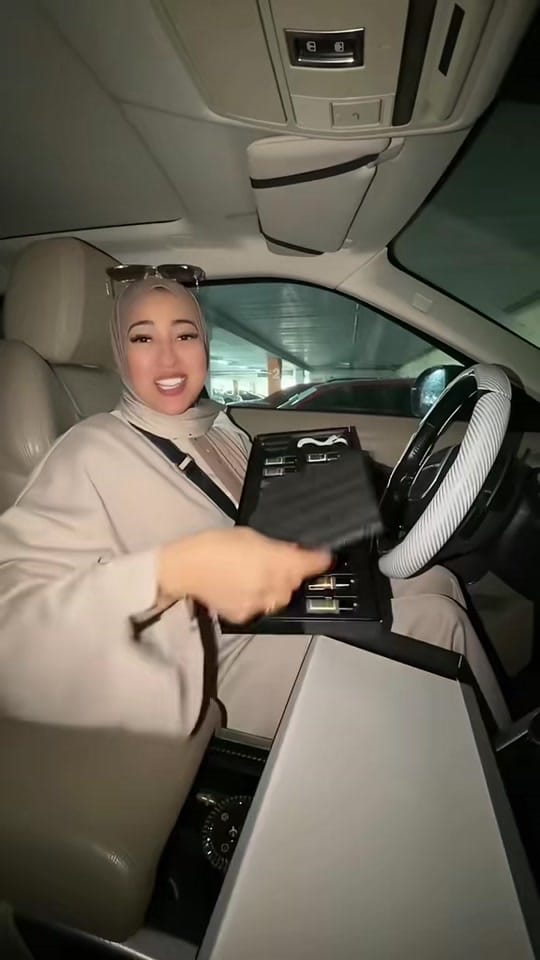 Post 4 by Imane Fh Shop on TikTok (video)