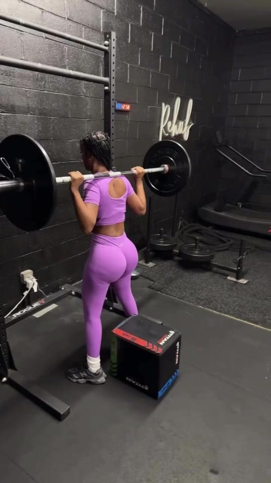 Post 3 by fans.berniceburgos on TikTok (video)
