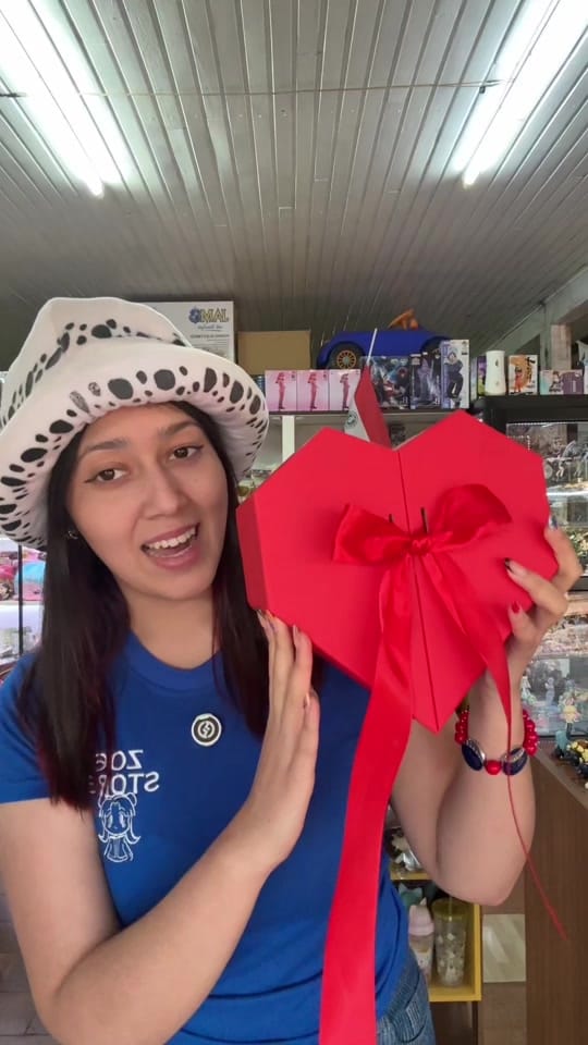 Post 2 by Zoe Store |Tienda anime Py🇵🇾 on TikTok (video)