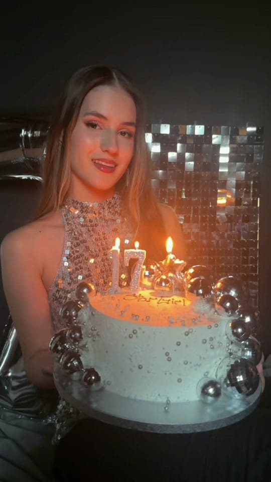 Post 2 by Ana-Maria Margean on TikTok (video)