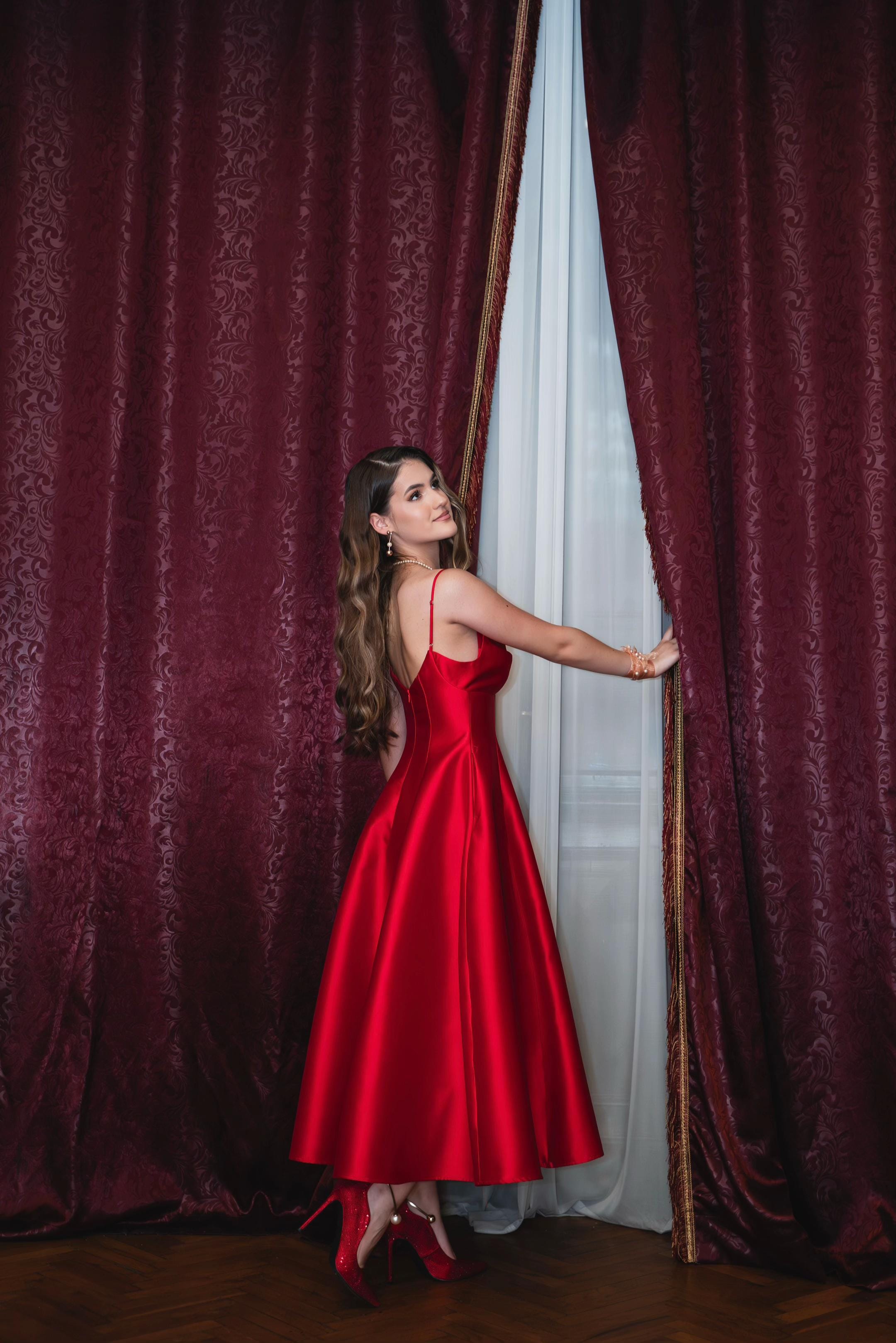Post 3 by Ana-Maria Margean on TikTok (video)