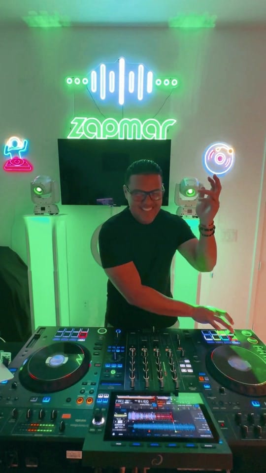 Post 4 by Zapmar on TikTok (video)