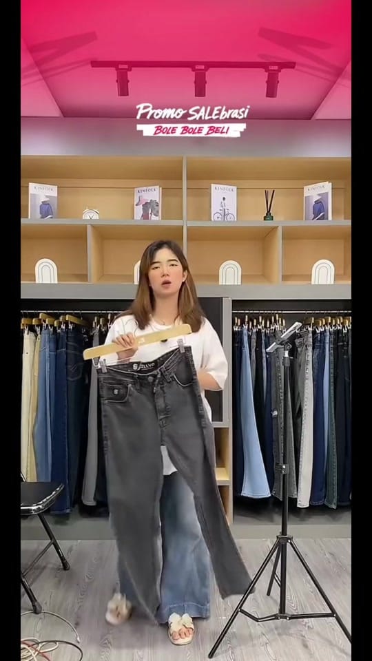 Post 7 by distrobandungstore.id on TikTok (video)