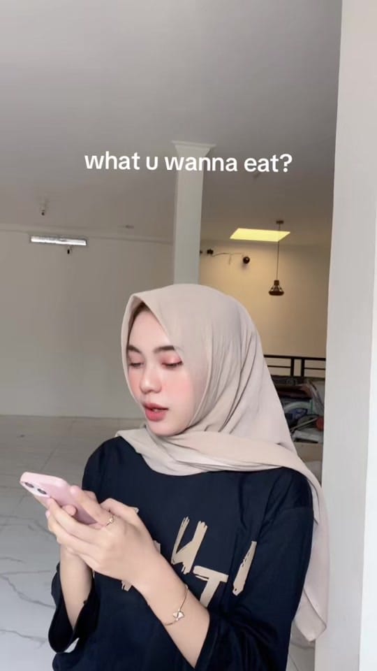 Post 6 by Follow Dapat Diskon on TikTok (video)