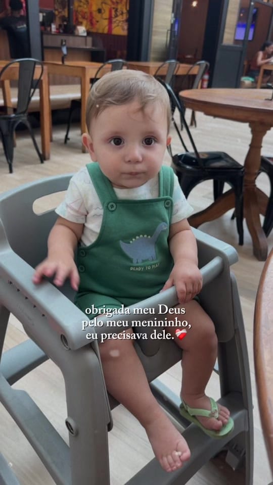 Post 7 by Vitoria Burin 🤪 on TikTok (video)