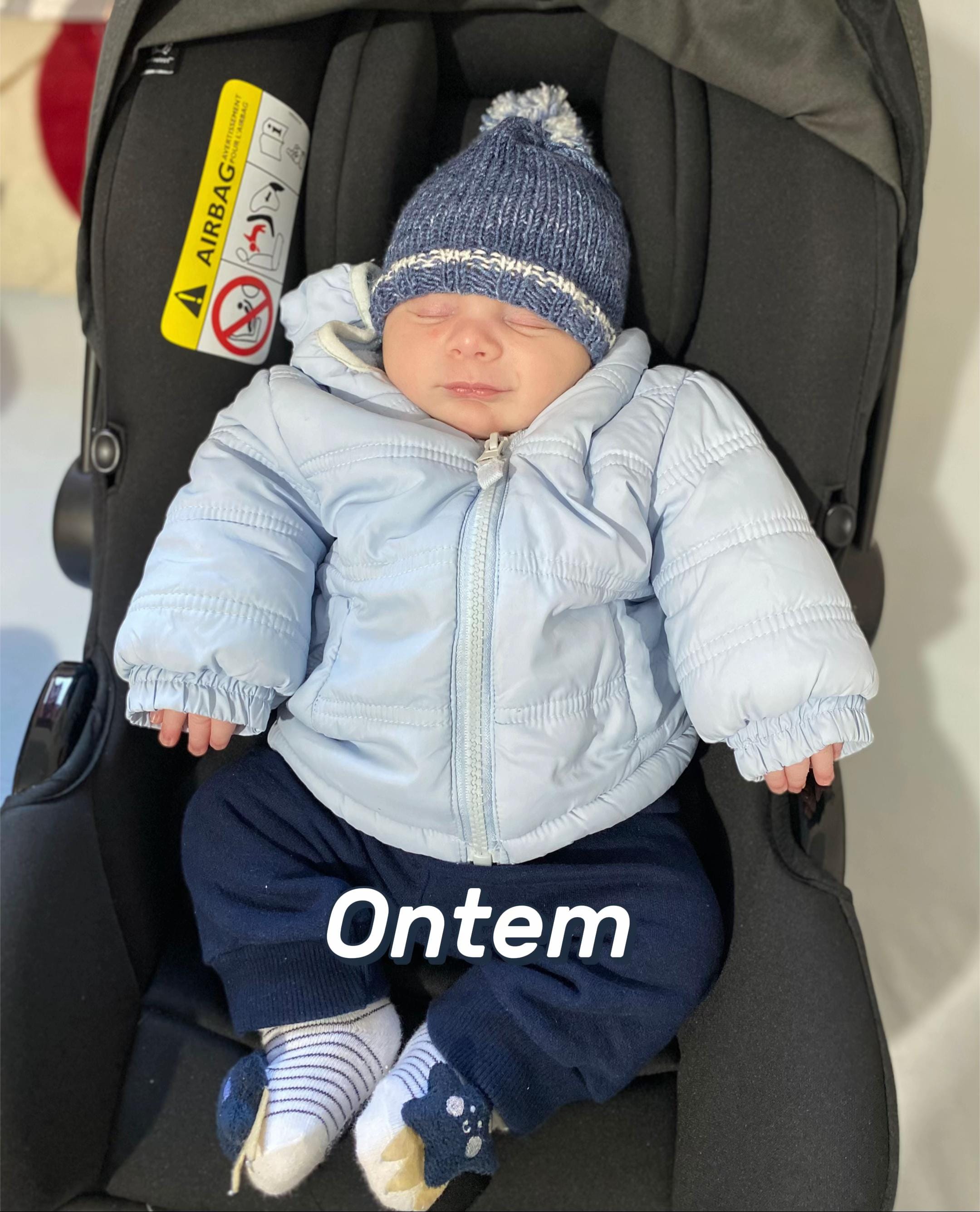 Post 4 by Vitoria Burin 🤪 on TikTok (video)