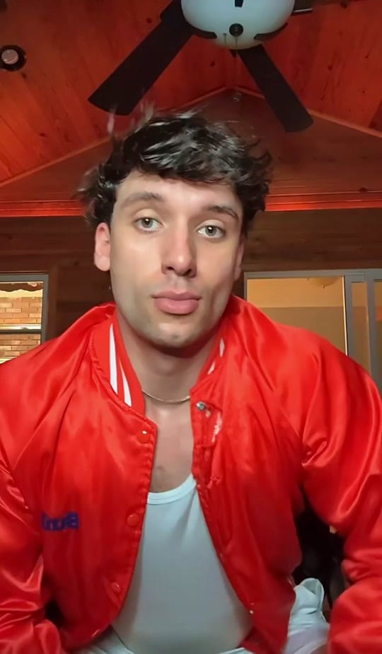 Post 7 by Ethan King on TikTok (video)