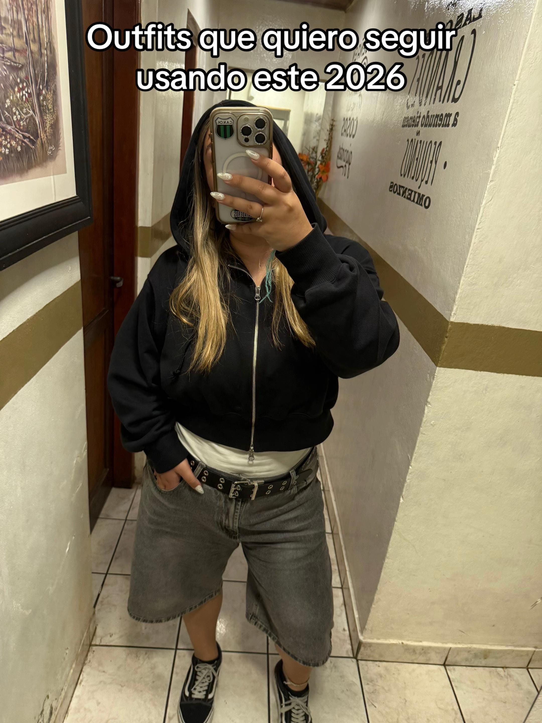 Post 5 by Mile Sol🧜🏻‍♀️ on TikTok (video)