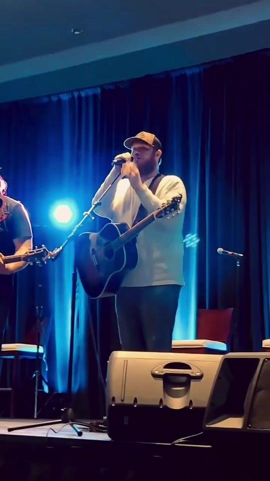 Post 10 by Thomas Carter Music on TikTok (video)