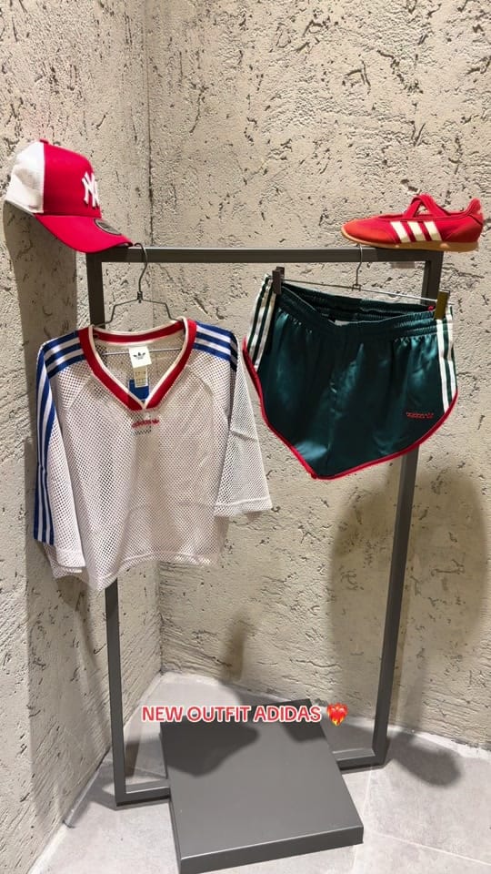 Post 2 by Global Store on TikTok (video)