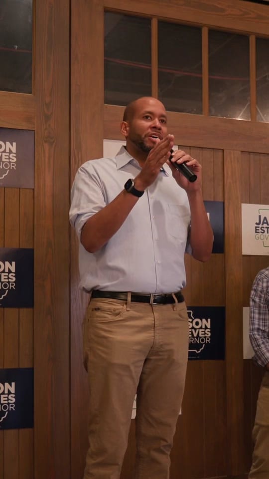 Post 1 by Jason Esteves on TikTok (video)