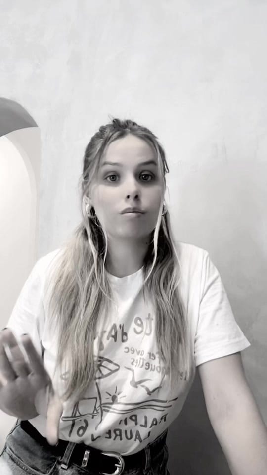 Post 7 by Rumi on TikTok (video)