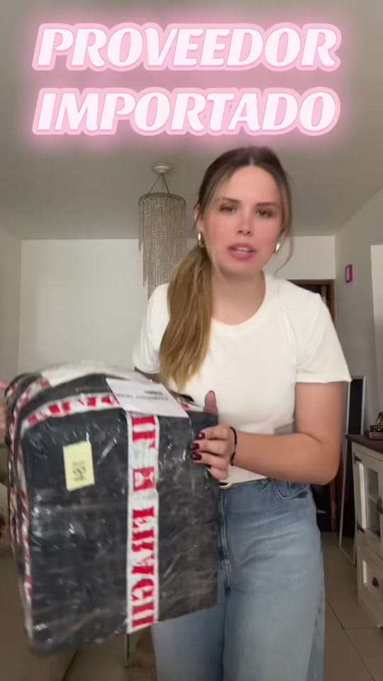 Post 6 by Rumi on TikTok (video)