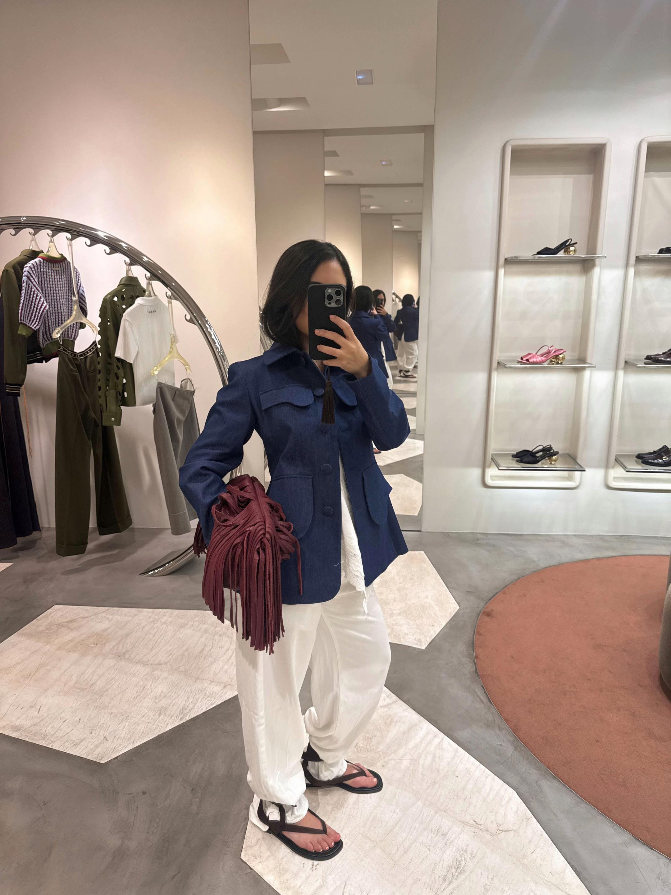Post 6 by Mayra M. on TikTok (video)