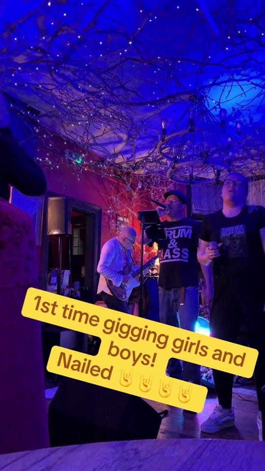 Post 6 by Jamie Lee on TikTok (video)