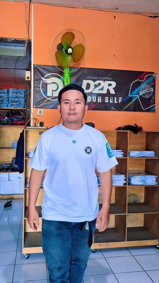 Post 7 by D2R GROSIR KAOS DISTRO BANDUNG on TikTok (video)