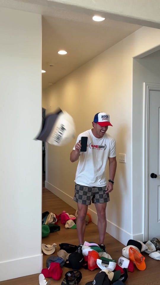 Post 7 by Jake Cahoon on TikTok (video)