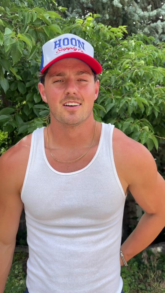Post 6 by Jake Cahoon on TikTok (video)